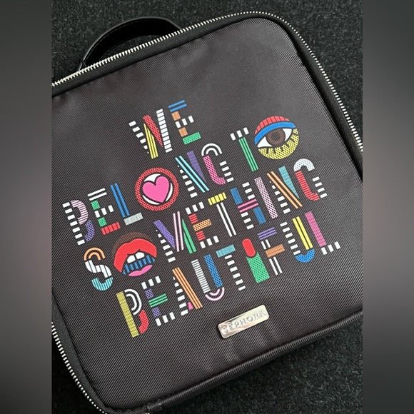 Cosmetic bag - Picture 2 of 6